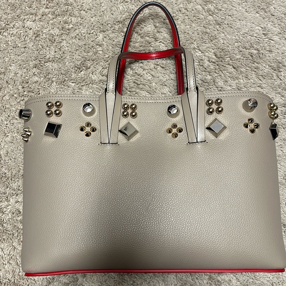 Gorgeous Lou boutton bag